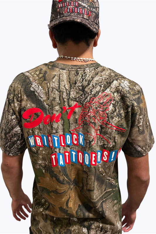 DON’T WRISTLOCK TATTOOERS!! T-shirt